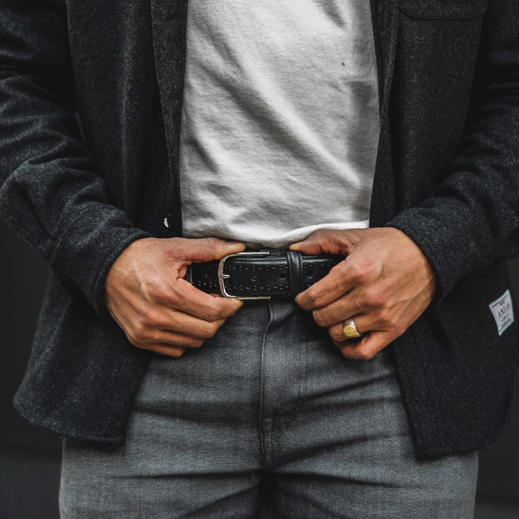 Men's Brogue Leather Belt | Black - Image 4