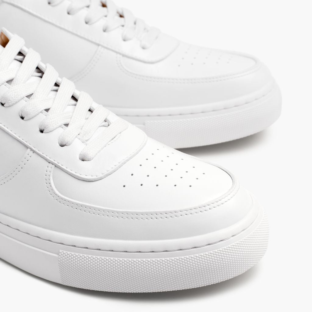 Court | White - Image 6
