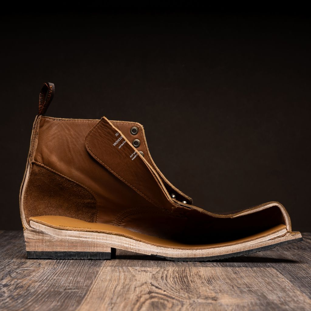 Brawler | Black x Natural Teacore - Image 4