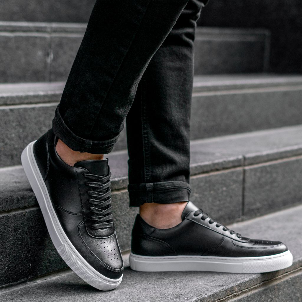 Court | Black - Image 8